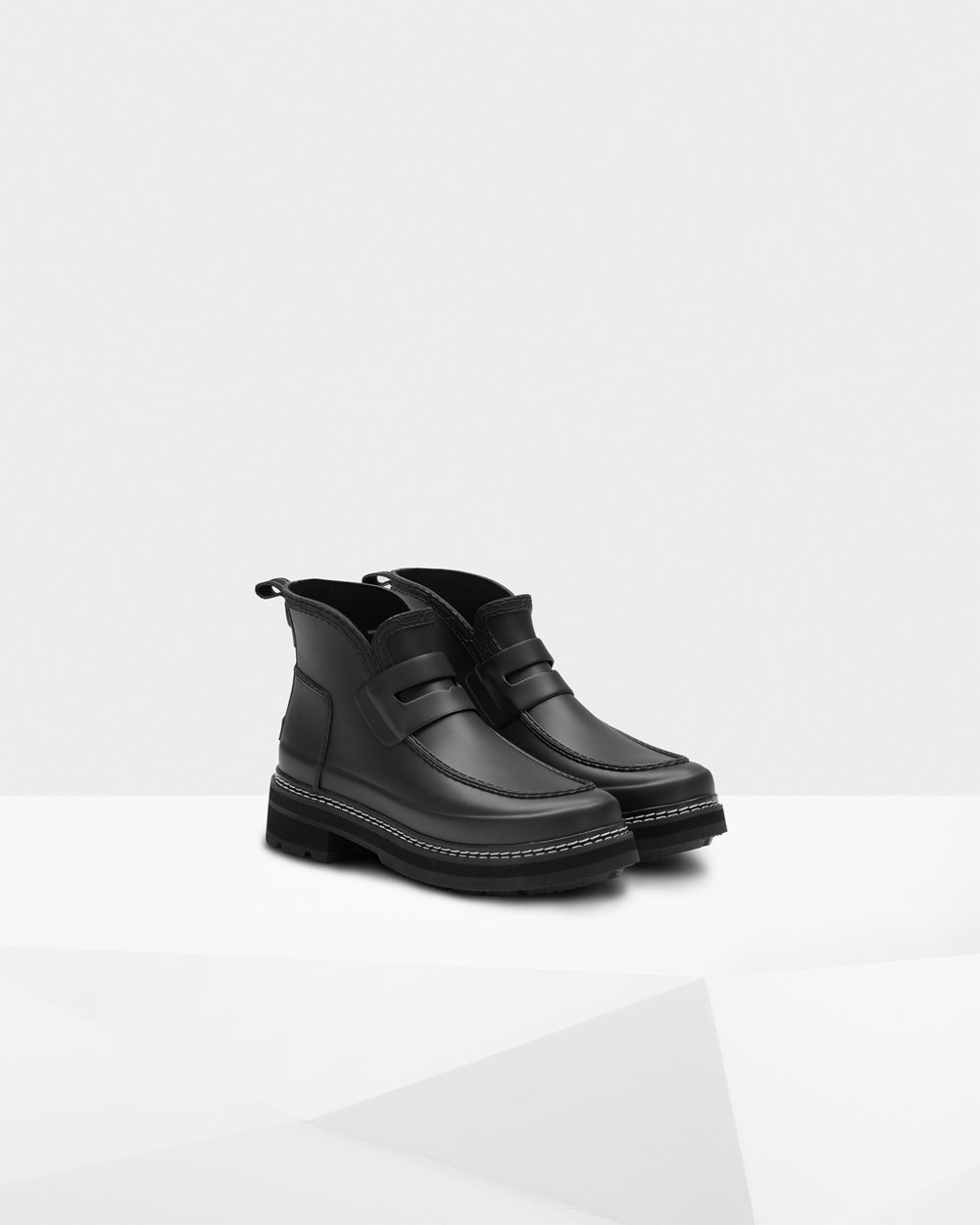 Women Hunter Refined Stitch Detail Loafers | Chelsea Boots Black | NZ-13402-JRNS